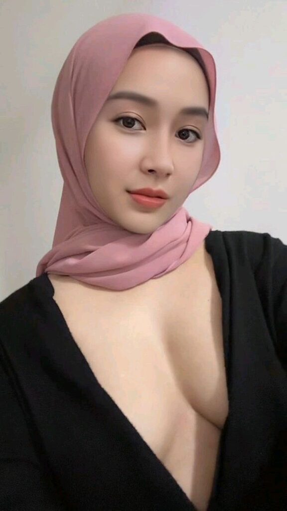 Viral Ibu Guru Talent Shena Metode Efektif Pake Jilbab Sambil Terlentang